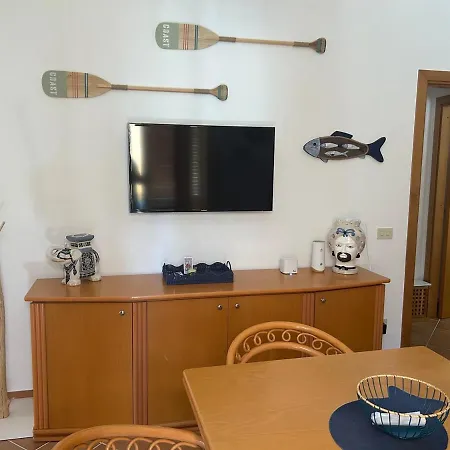 Apartment Affacciatisuimurales Lipari (Isola Lipari)